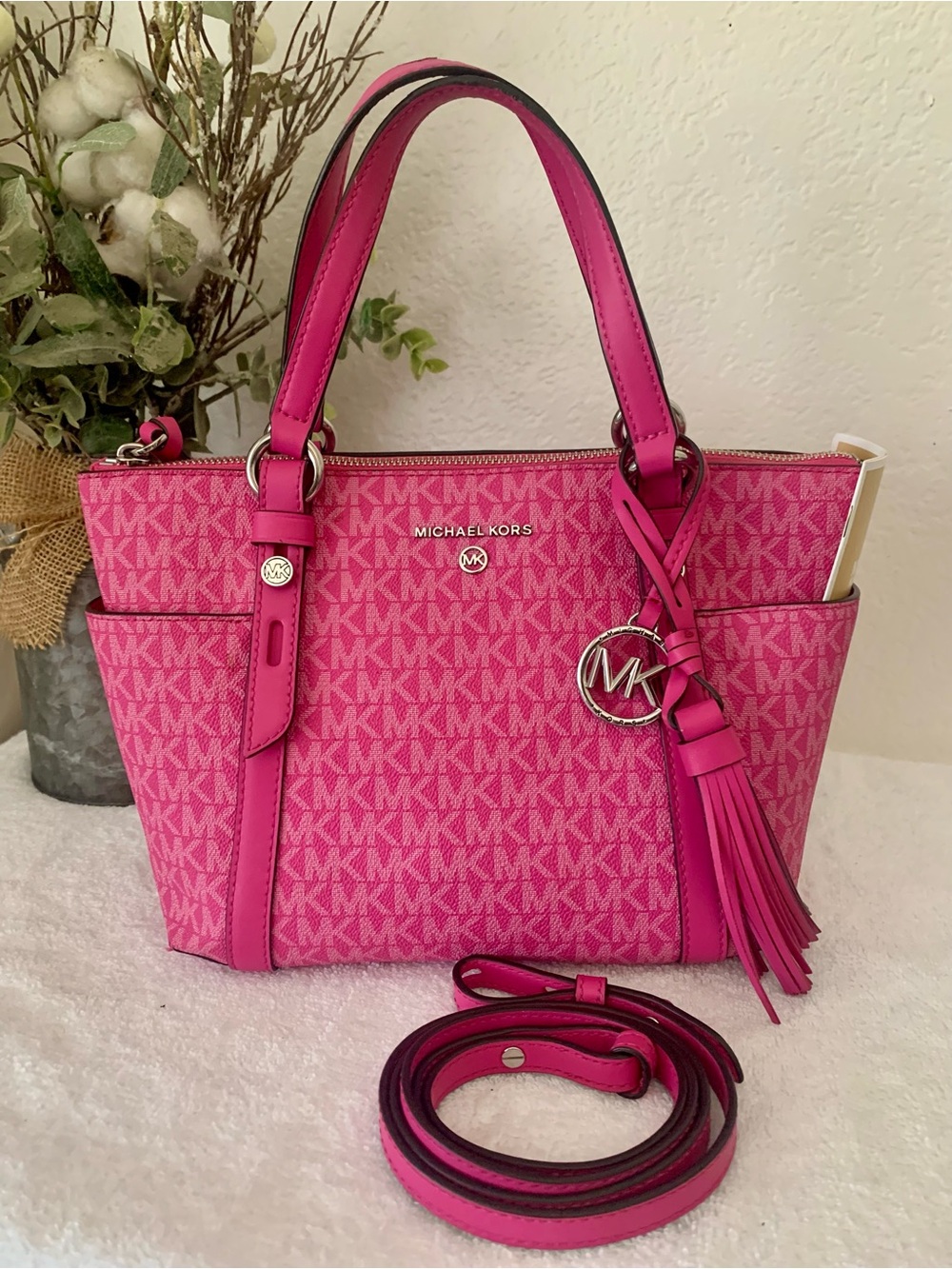 Authentic Michael Kors Signature Sullivan
Convertible Top Zip Tote Dahlia  Pink